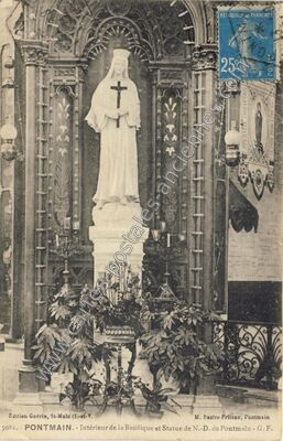 Carte postale ancienne Intérieur de la Basilique et Statue de N.-D — Pontmain (Mayenne)