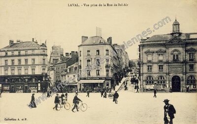 Carte postale ancienne Vue prise de la Rue de Bel-Air — Laval (Mayenne)