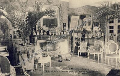Carte postale ancienne La Cour de St-Martin de Villenglose - Le Grand Salon — Saint-Denis-d'Anjou (Mayenne)