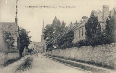 Carte postale ancienne Avenue de Châtillon — Saint-Denis-de-Gastines (Mayenne)