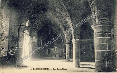 Carte postale ancienne Fontaine Daniel — Saint-Georges-Buttavent (Mayenne)