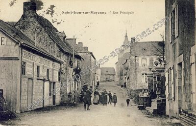 Carte postale ancienne Rue Principale — Saint-Jean-sur-Mayenne (Mayenne)