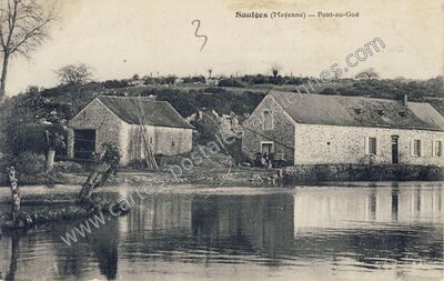 Carte postale ancienne Pont au Gue — Saulges (Mayenne)