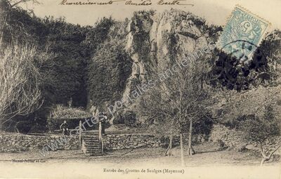 Carte postale ancienne Entrée des Grottes — Saulges (Mayenne)