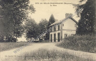 Carte postale ancienne La Gare — La Selle-Craonnaise (Mayenne)