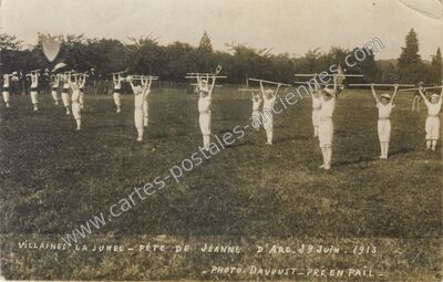 Carte postale ancienne Fête de Jeanne d'Arc — Villaines-la-Juhel (Mayenne)