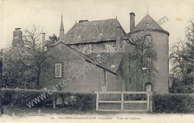 Carte postale ancienne Tour du Château — Villiers-Charlemagne (Mayenne)