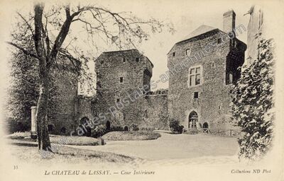 Carte postale ancienne Chateau de Lassay — Lassay-les-Châteaux (Mayenne)