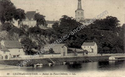 Carte postale ancienne Ruines du Vieux Château — Château-Gontier (Mayenne)