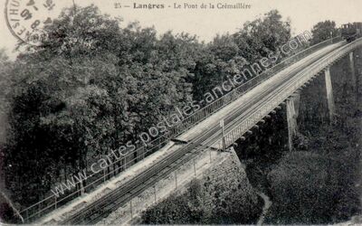 Carte postale ancienne Le Pont de la Crémaillère — Langres (Haute-Marne)