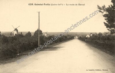 Carte postale ancienne La route de Derval — Guémené-Penfao (Loire-Atlantique)