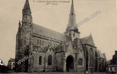 Carte postale ancienne Collégiale Saint-Aubin — Guérande (Loire-Atlantique)
