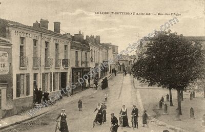 Carte postale ancienne Rue des Forges — Le Loroux-Bottereau (Loire-Atlantique)