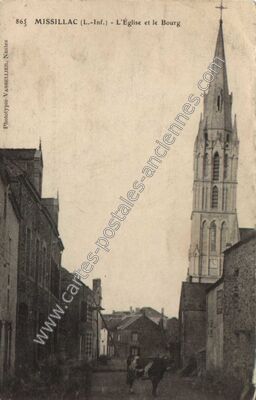Carte postale ancienne L'Église et le Bourg — Missillac (Loire-Atlantique)