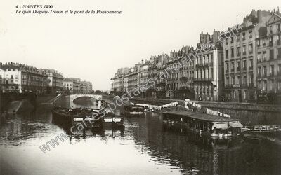 Carte postale ancienne Le quai Duguay-Trouin et le pont de la Poissonnerie — Nantes (Loire-Atlantique)
