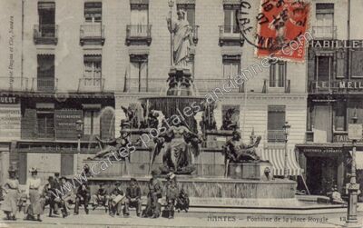 Carte postale ancienne Fontaine de la place Royale — Nantes (Loire-Atlantique)