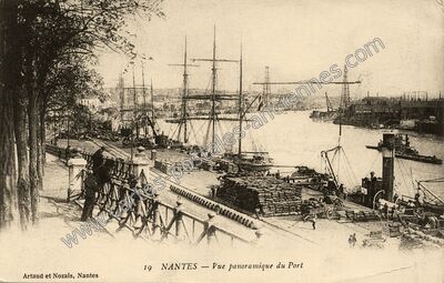 Carte postale ancienne Vue panoramique du Port — Nantes (Loire-Atlantique)