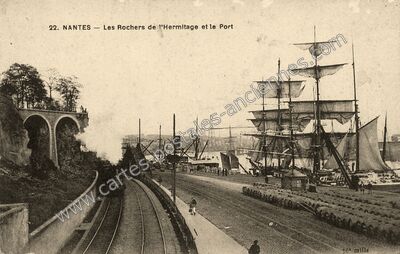 Carte postale ancienne Les Rochers de l'Hermitage et le Port — Nantes (Loire-Atlantique)