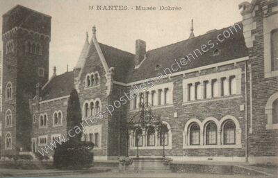 Carte postale ancienne Musée Dobrée — Nantes (Loire-Atlantique)