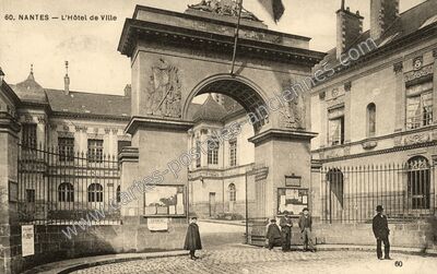 Carte postale ancienne L'Hôtel de Ville — Nantes (Loire-Atlantique)