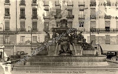Carte postale ancienne Fontaine monumentale de la Place Royale — Nantes (Loire-Atlantique)