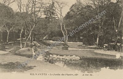 Carte postale ancienne Le Jardin des Plantes — Nantes (Loire-Atlantique)