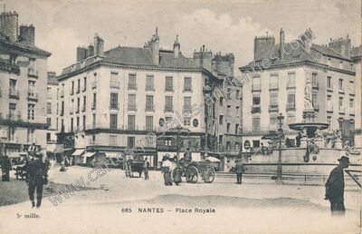 Carte postale ancienne Place Royale — Nantes (Loire-Atlantique)