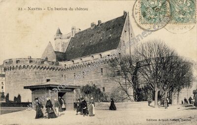 Carte postale ancienne Un bastion du château — Nantes (Loire-Atlantique)