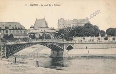 Carte postale ancienne Le pont de la Rotonde — Nantes (Loire-Atlantique)