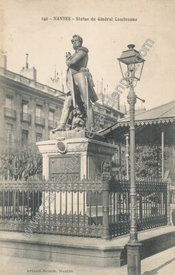 Carte postale ancienne Statue du Général Cambronne — Nantes (Loire-Atlantique)