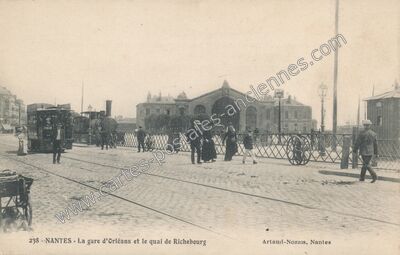 Carte postale ancienne La gare d'Orléans et le quai de Richebourg — Nantes (Loire-Atlantique)