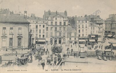 Carte postale ancienne La Place du Commerce — Nantes (Loire-Atlantique)