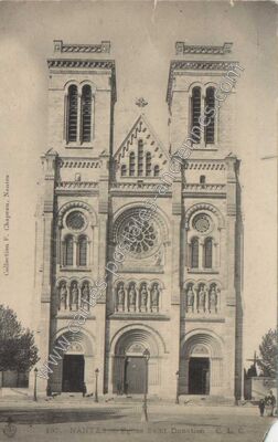 Carte postale ancienne Eglise Saint-Donatien — Nantes (Loire-Atlantique)