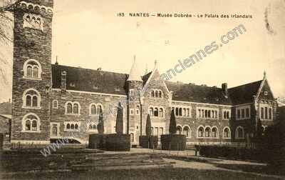 Carte postale ancienne Musée Dobrée - Le Palais des Irlandais — Nantes (Loire-Atlantique)