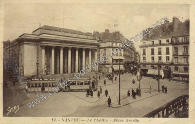 Carte postale ancienne Le Théâtre - Place Graslin — Nantes (Loire-Atlantique)