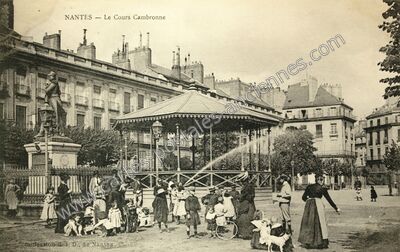 Carte postale ancienne Le Cours Cambronne — Nantes (Loire-Atlantique)