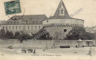 Carte postale ancienne La Tourelle du Château — Nantes (Loire-Atlantique)