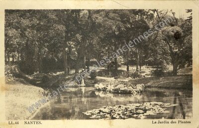 Carte postale ancienne Le Jardin des Plantes — Nantes (Loire-Atlantique)