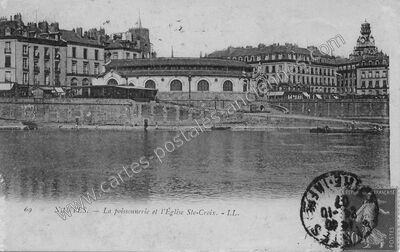 Carte postale ancienne La poissonnerie et l'Église Ste-Croix — Nantes (Loire-Atlantique)