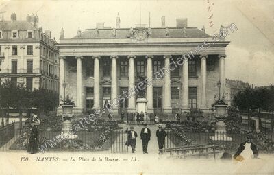 Carte postale ancienne La Place de la Bourse — Nantes (Loire-Atlantique)
