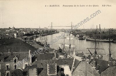Carte postale ancienne Panorama de la Loire et des Quais — Nantes (Loire-Atlantique)