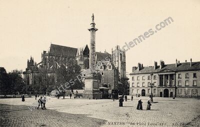 Carte postale ancienne La Place Louis XVI — Nantes (Loire-Atlantique)