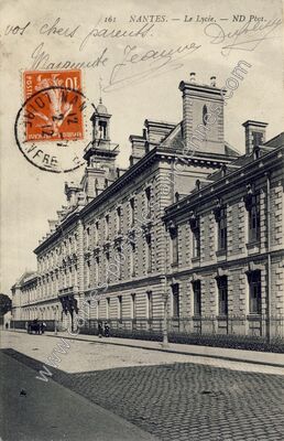Carte postale ancienne Le Lycée — Nantes (Loire-Atlantique)