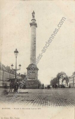Carte postale ancienne Place & Colonne Louis XVI — Nantes (Loire-Atlantique)