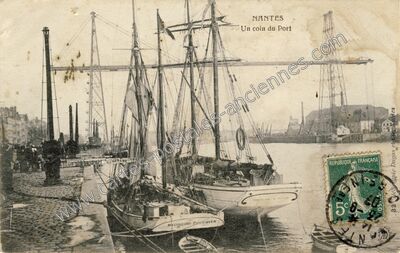 Carte postale ancienne Un coin du Port — Nantes (Loire-Atlantique)