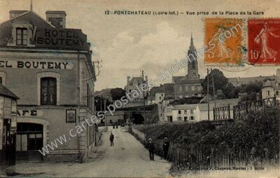 Carte postale ancienne Vue prise de la Place de la Gare — Pontchâteau (Loire-Atlantique)