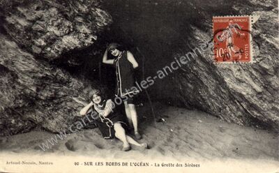 Carte postale ancienne La Grotte des Sirenes — Le Pouliguen (Loire-Atlantique)