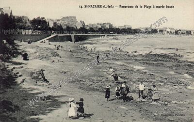 Carte postale ancienne Panorama de la Plage à marée basse — Saint-Nazaire (Loire-Atlantique)