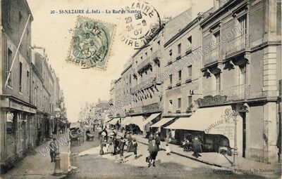 Carte postale ancienne La Rue de Nantes — Saint-Nazaire (Loire-Atlantique)
