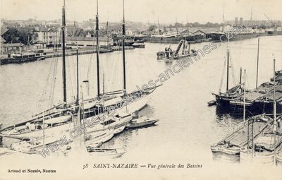 Carte postale ancienne Vue générale des Bassins — Saint-Nazaire (Loire-Atlantique)